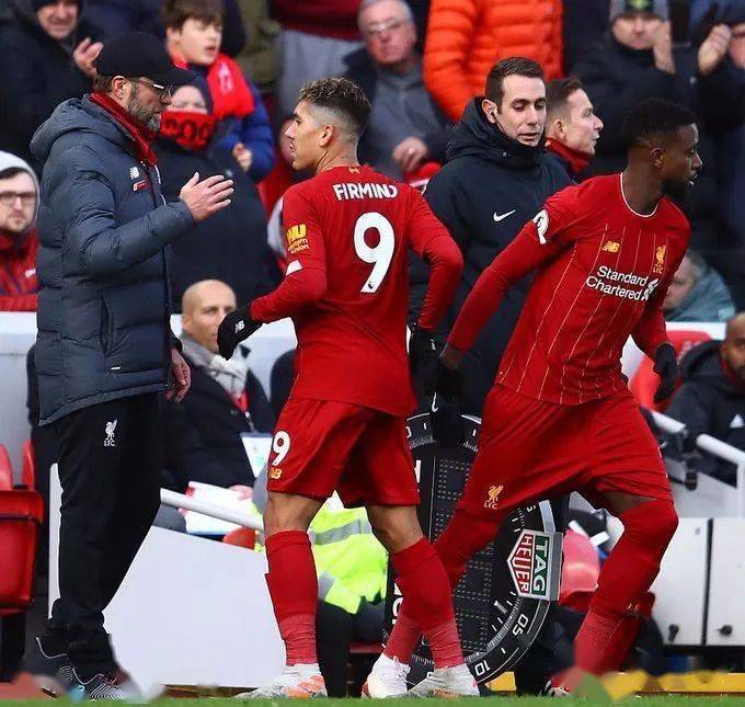 英超国际比赛日再迎强敌；新疆广汇官宣签约；主帅态度——更衣室稳定；资深球员宣示担当的简单介绍-乐竟官方平台