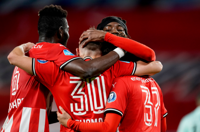 赛地聚焦：荷甲冲刺阶段热度飙升，广东宏远回应争议，底气十足，高层口径保持一致的简单介绍